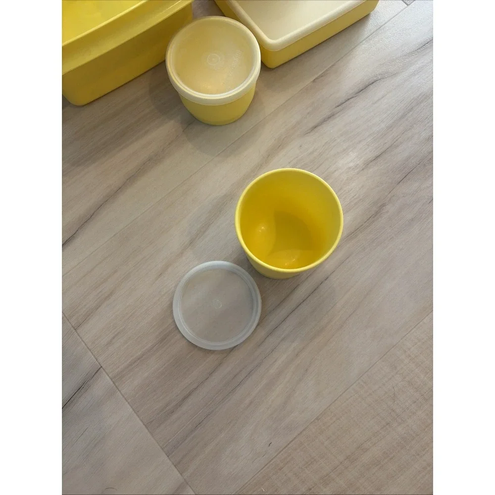 Tupperware Yellow Pack N Carry Lunch Box Complete Set Made in USA 70s Vintage